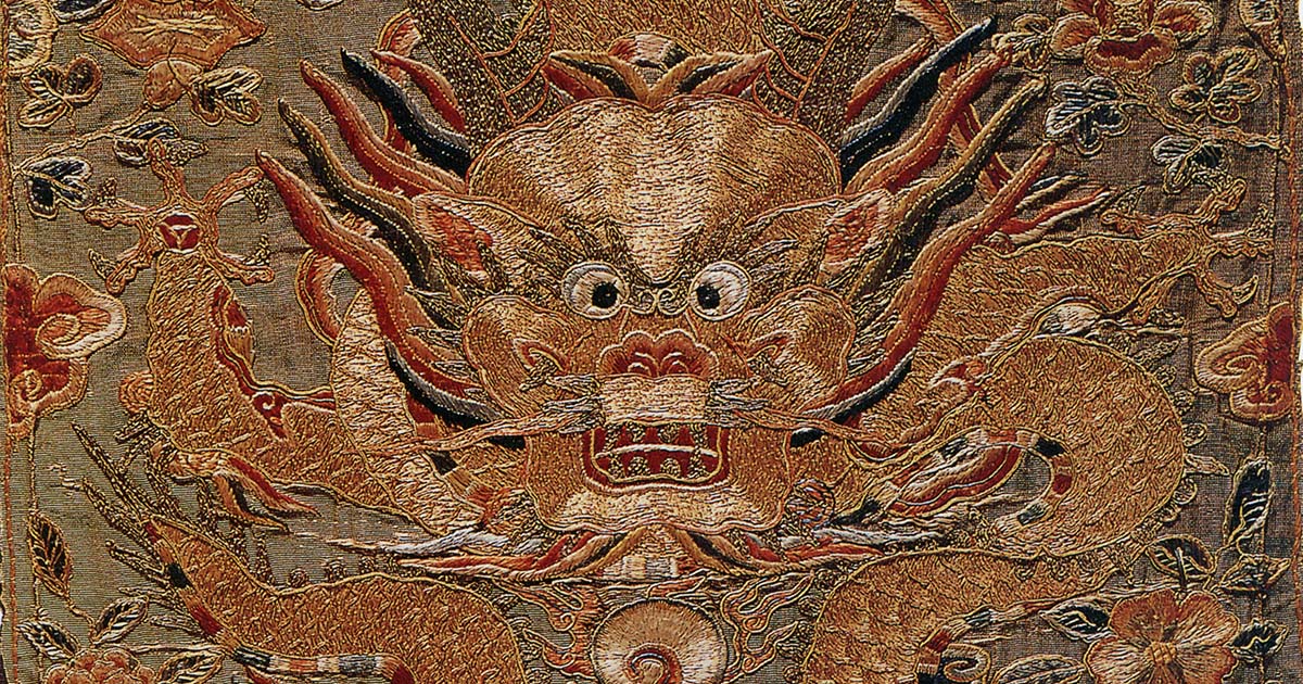 【繍】　★ 織繍 紗地五爪龍紋袍料片 ★　清朝期　金龍 団寿 刺繍文様　明清繍品 繍】 ☆ 織繍 紗地五爪龍紋袍料片 ☆ 清朝期